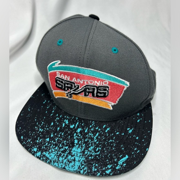 Mitchell & Ness San Antonio Spurs Splatter Snapback NBA Hat Cap - Picture 1 of 4